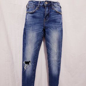KanCan Distressed Jeans